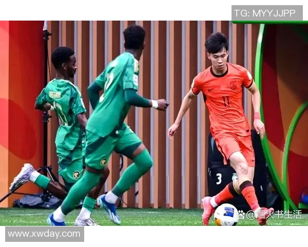 中国男生签约足球明星背后的故事与未来发展潜力分析 中国男生签约足球明星背后的故事与未来发展潜力分析